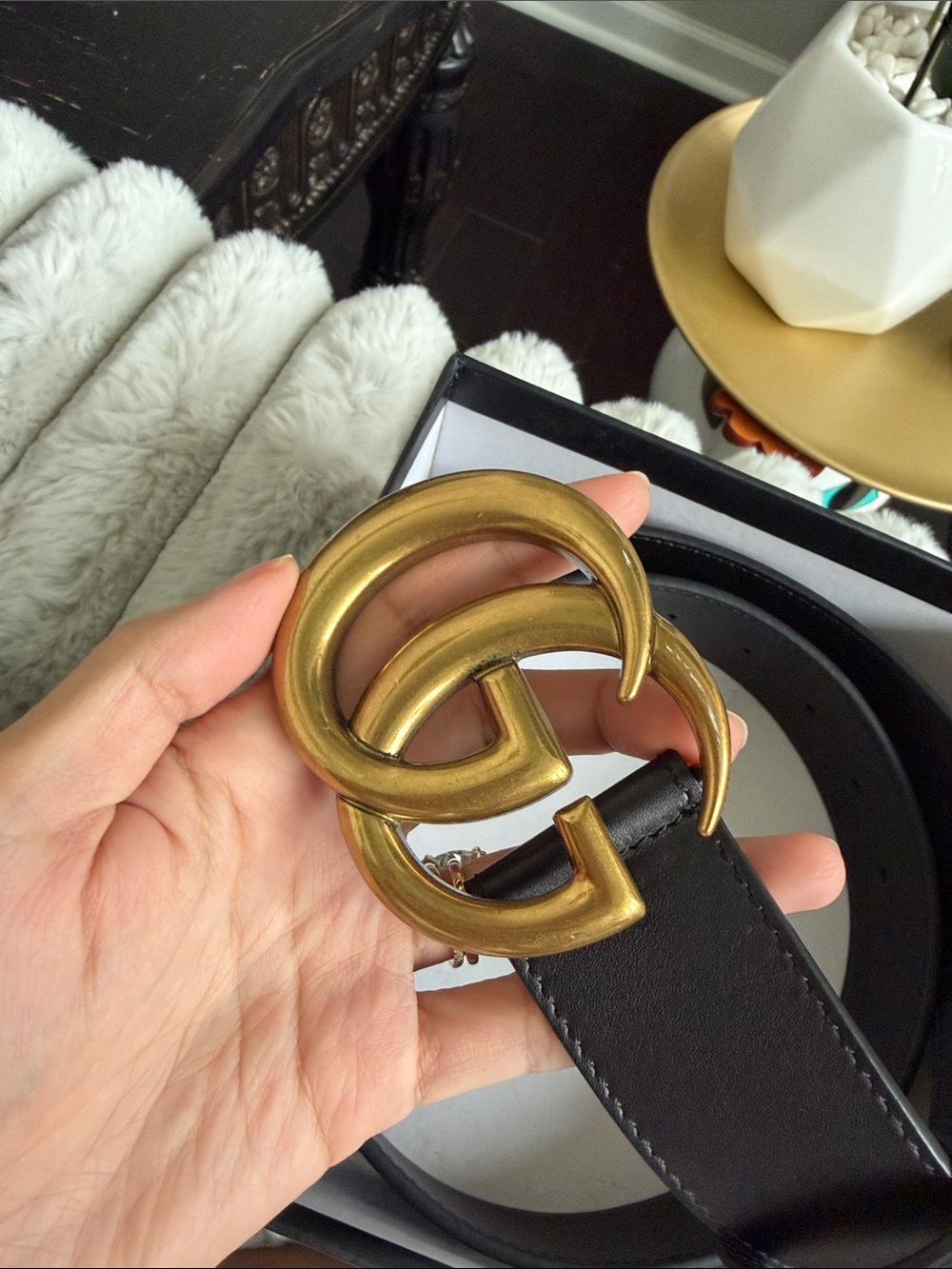 Gucci Black Leather Belt with Antique Gold Double G Buckle - Picture 9 of 9